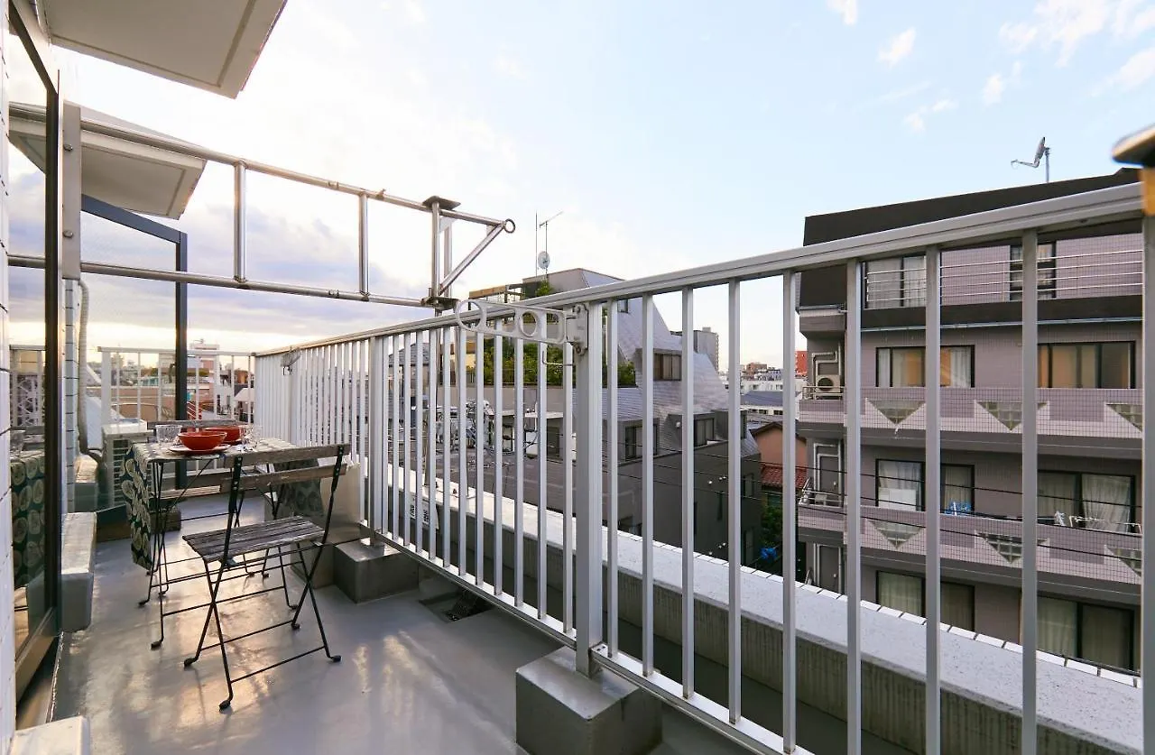 Nishishinjuku Colorbee Apart Big Balcony Apartment Tokyo Japan